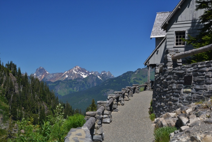Heather Meadows Visitor Center and North Cascades